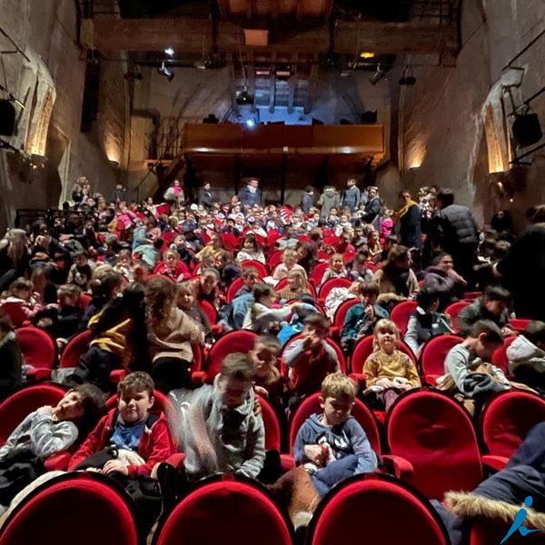 pièce de théâtre élève de Beaucaire primaire à Avignon