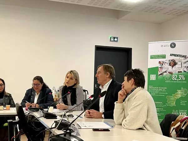 lancement conférence DEUST