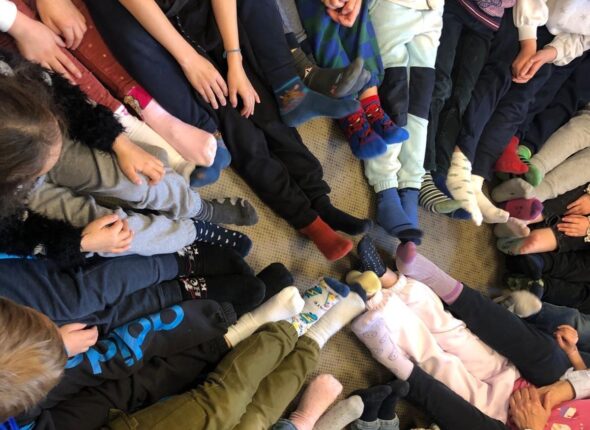chaussettes déâraillés école dalzon beaucaire (3)