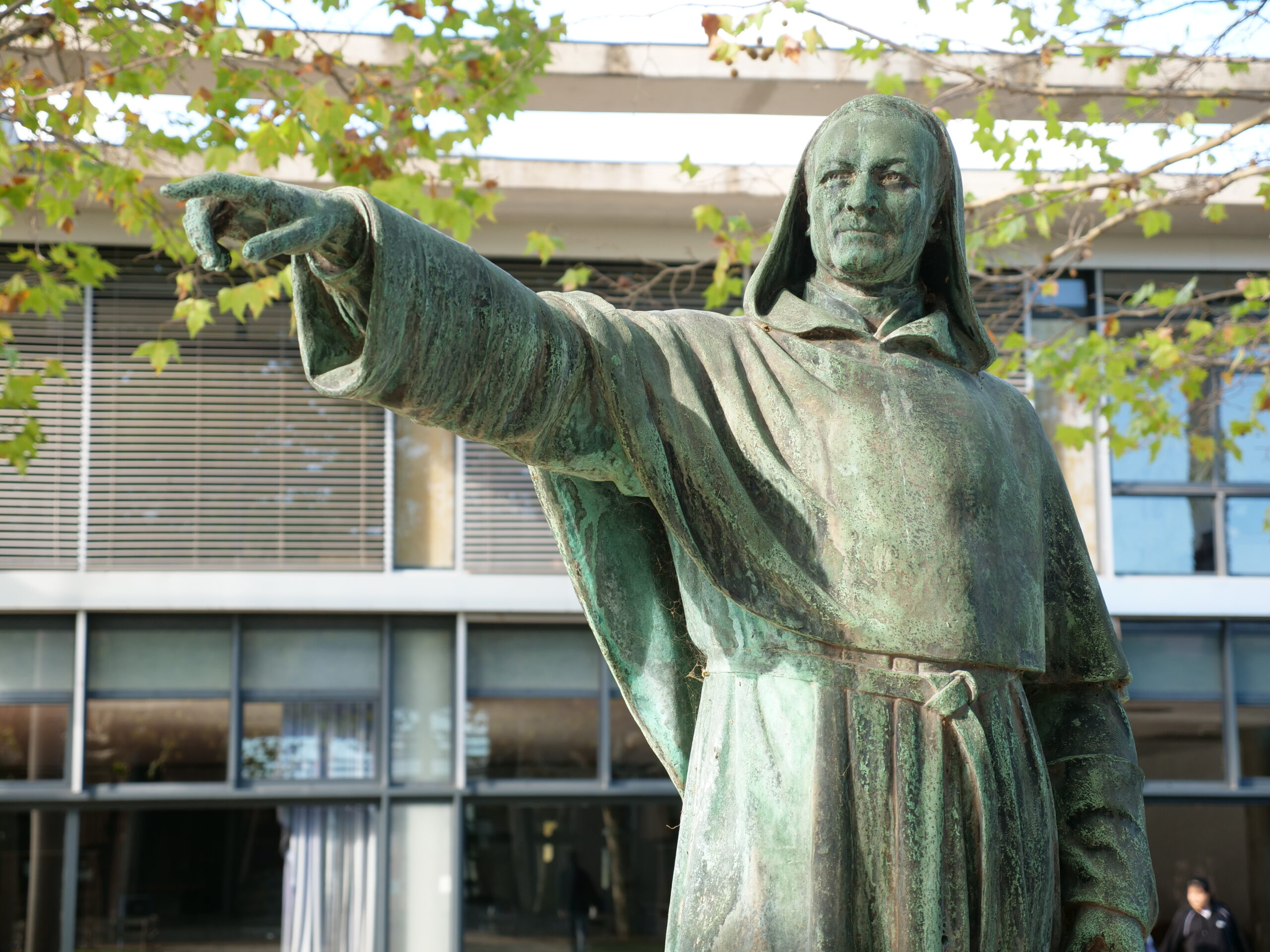 Statue