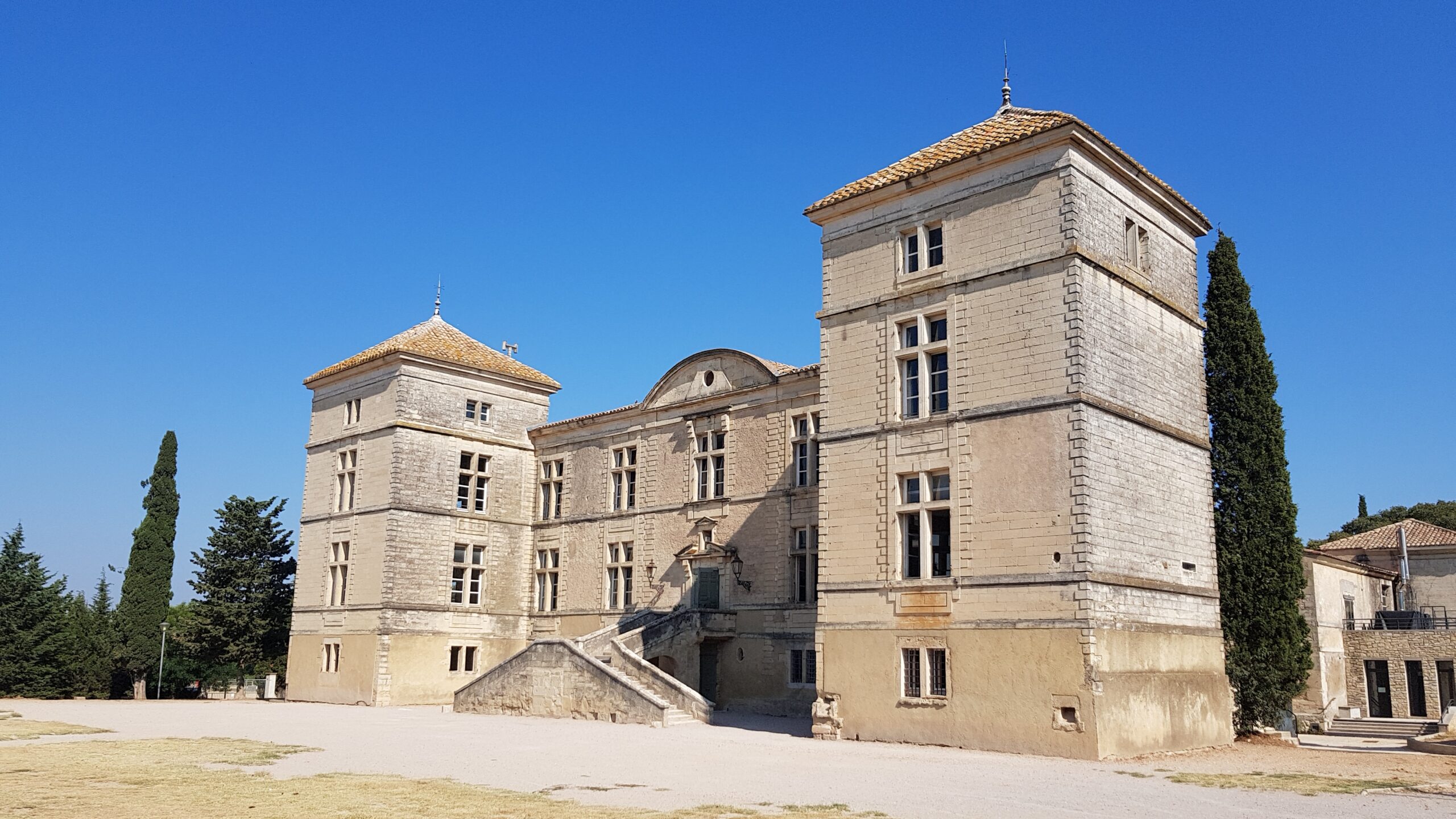 devanture chateau (8)