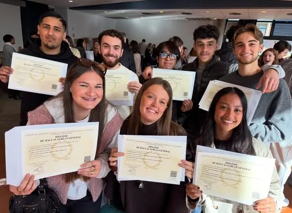 remise du bac 2025 lycée dalzon nimes (32)