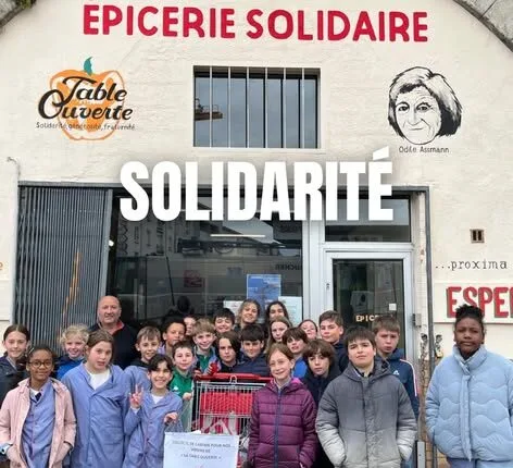 avec le titre